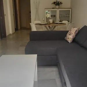 https://gigantes-12.hotelsinnerja.org